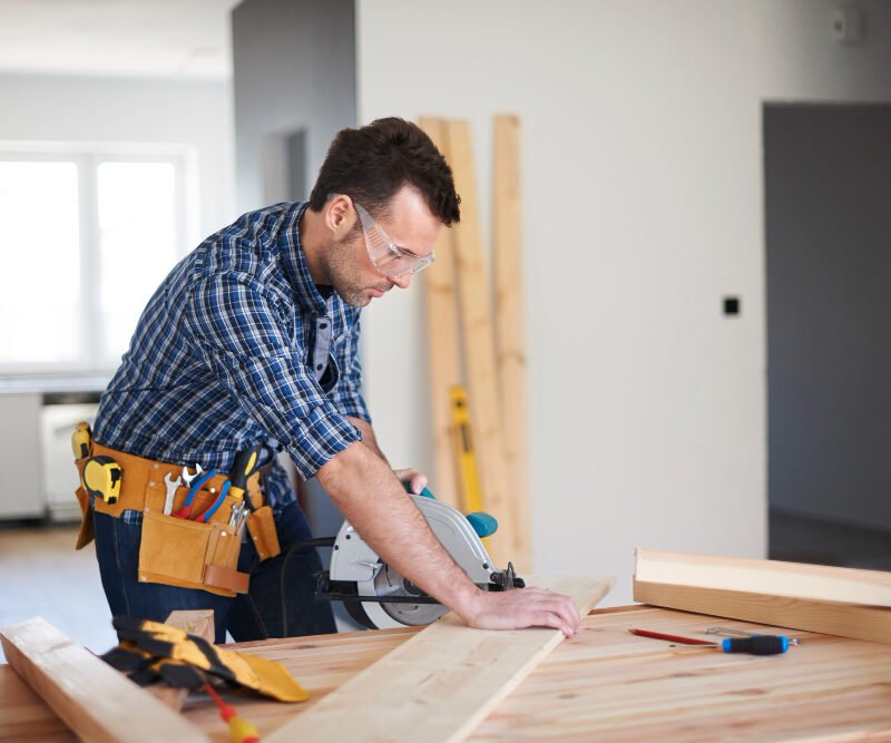 Cabinet Restoration Contractor in Rockford Bay ID